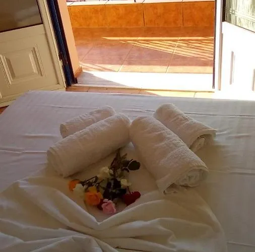 Mairoula Apartments! Апартаменты Корони