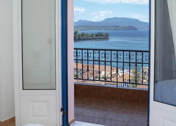 Mairoula Apartments! Апартаменты *